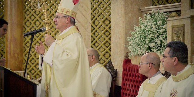 24602313938_3c677c2420_z