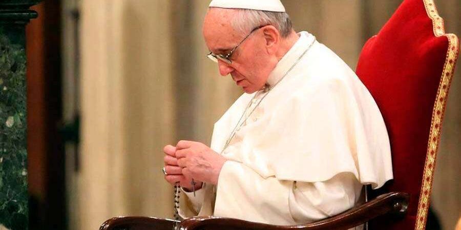 PapaFrancisco_Rosario_VaticanMedia250520