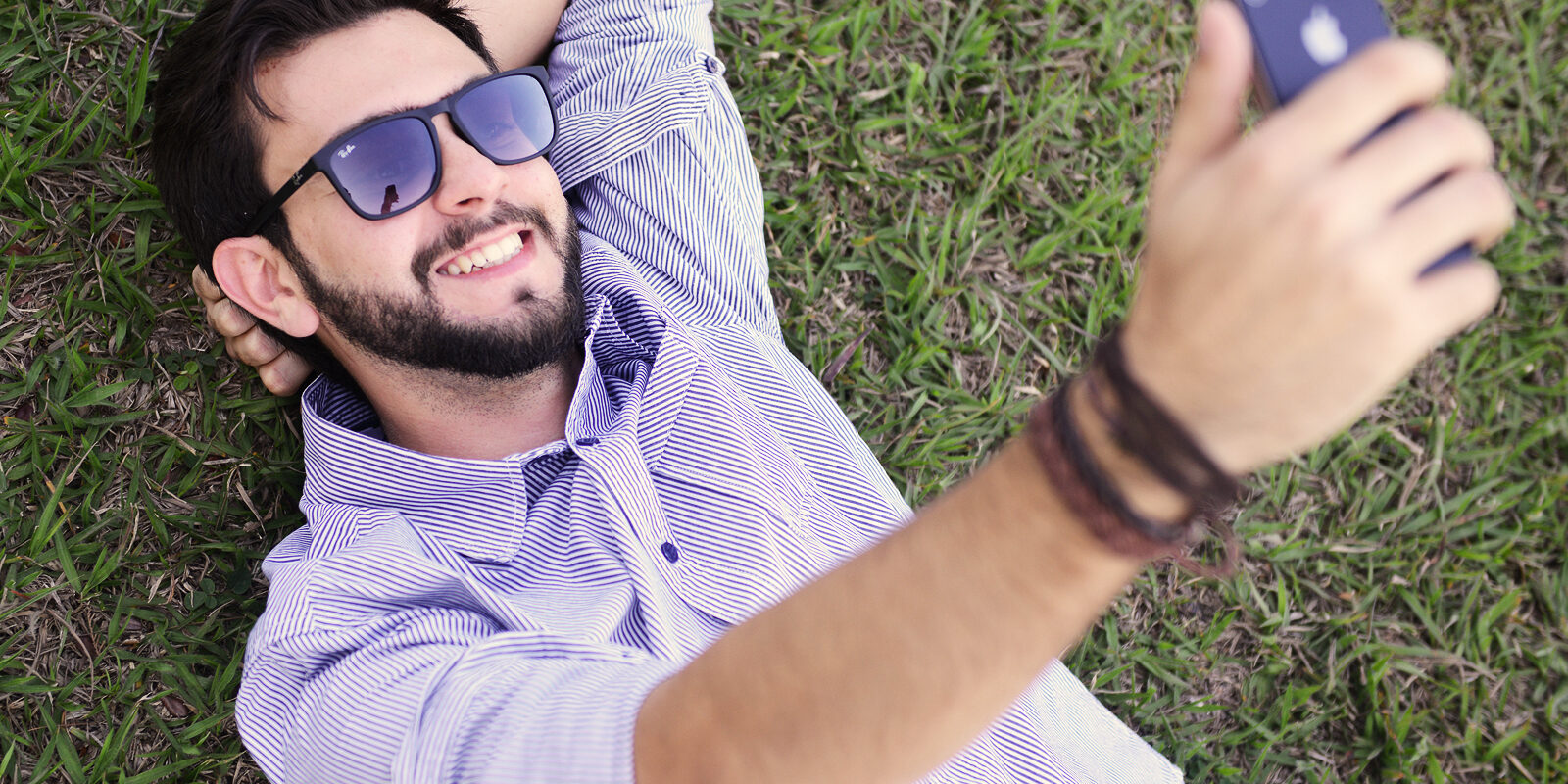 formacao_como-posso-usar-as-redes-sociais-sem-denegrir-a-minha-imagem-1600×1200